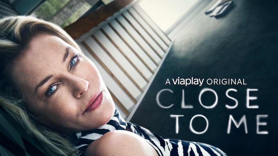 Close To Me – kuva sarjasta