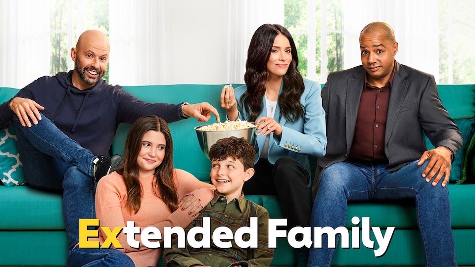 Extended Family – kuva sarjasta