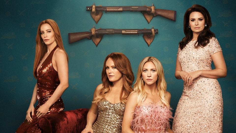 The Hunting Wives – kuva sarjasta